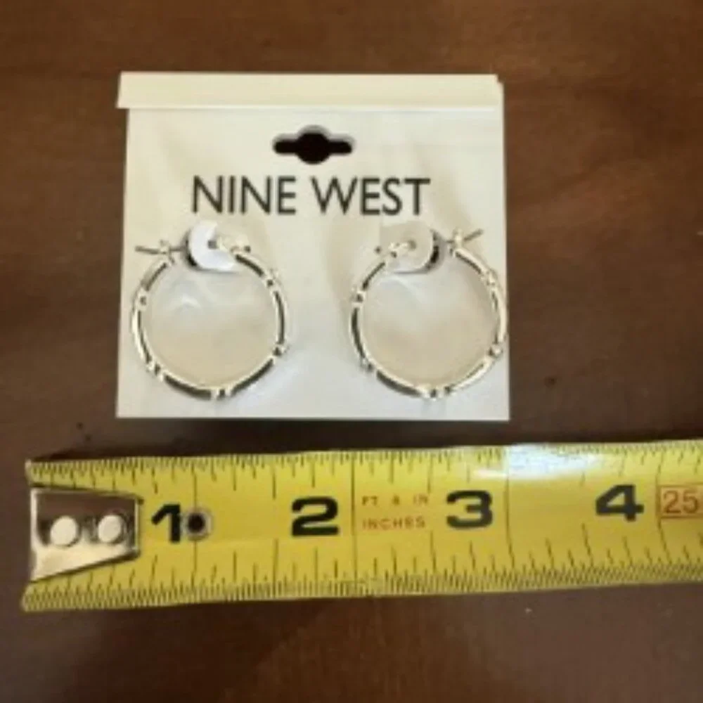 Hoop Earrings, Set of 2 NEW! - Picture 5 of 5